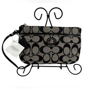 Coach Park Signature Wristlet Medium Black/Silver NWT